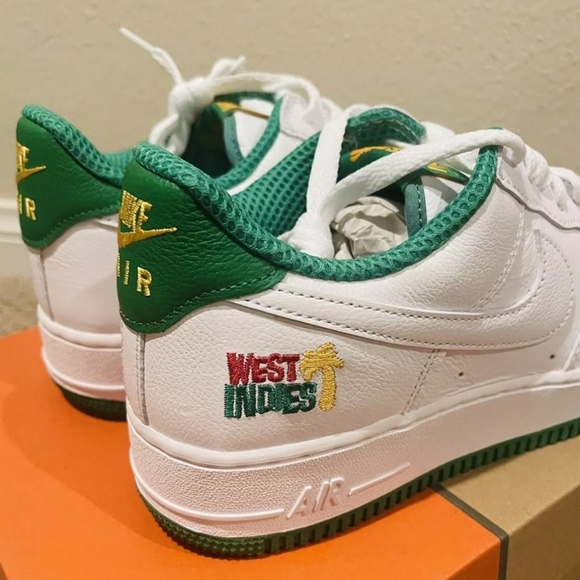 NIKE AIR FORCE 1 LOW RETRO WEST INDIES MEN'S SIZE 9.5 BRAND NEW - Picture 3 of 8